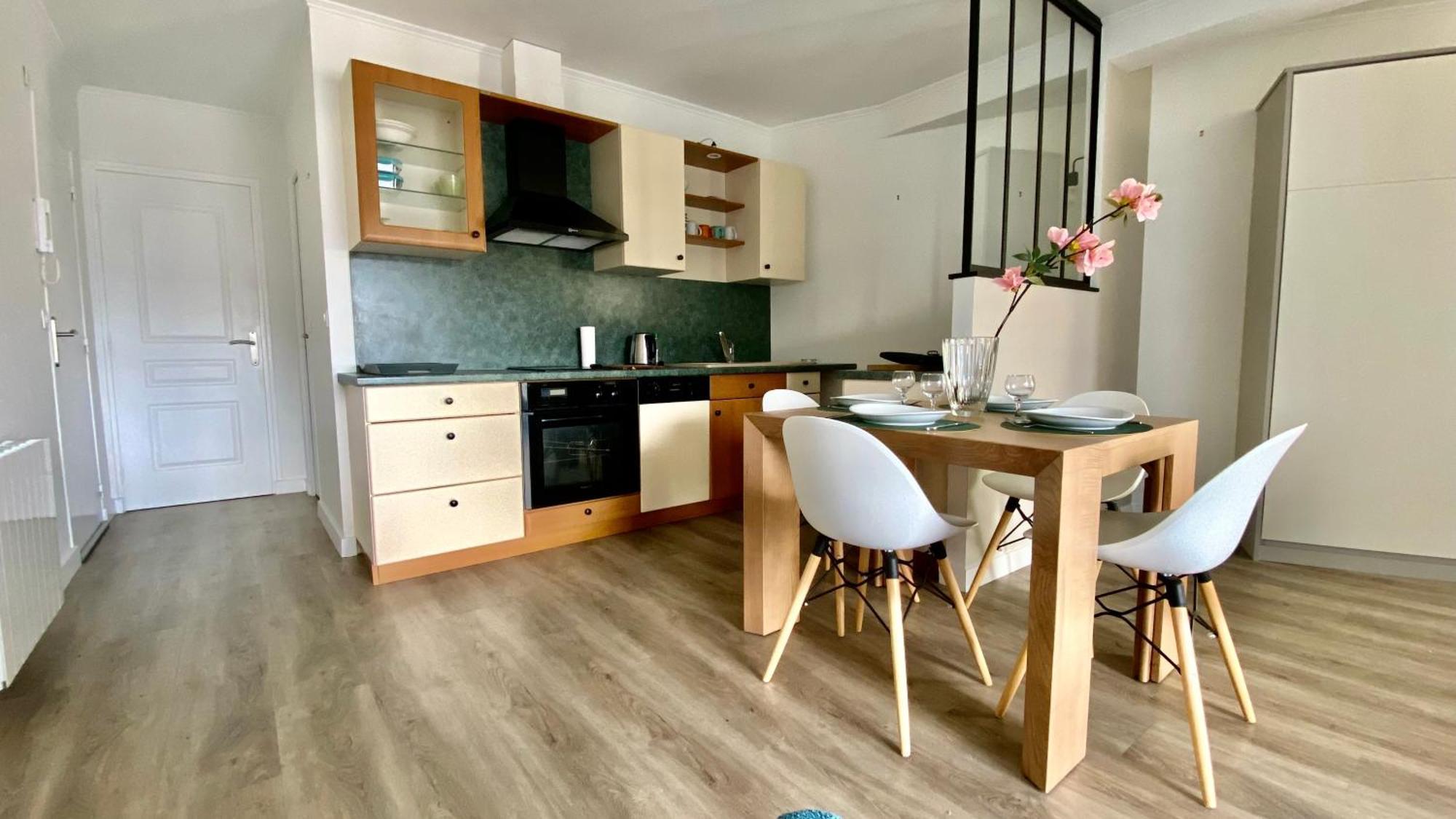 Appartement Avec Vue Mer Et Parking เบโนเดต ภายนอก รูปภาพ
